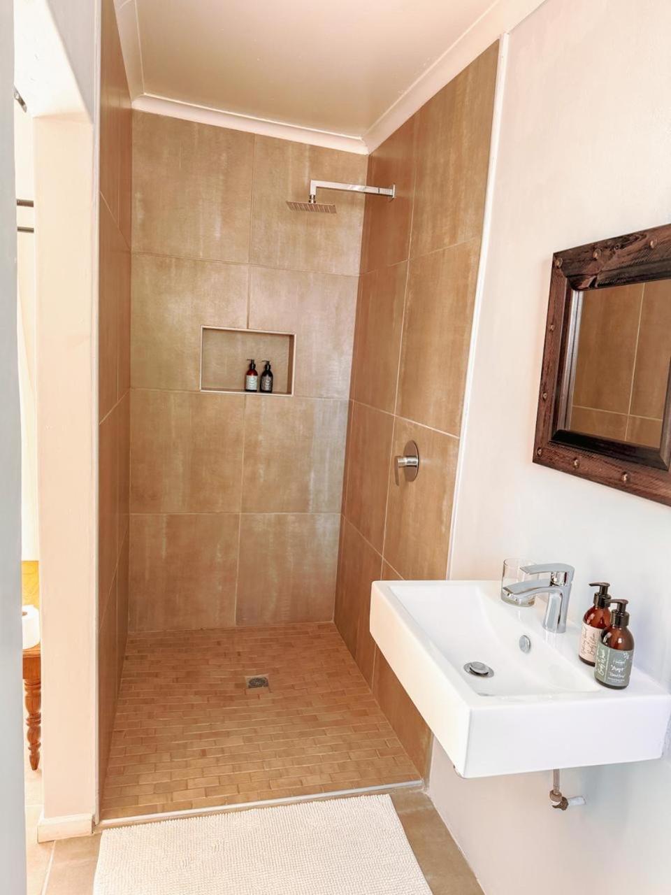 Vrede - No Loadshedding Apartment *